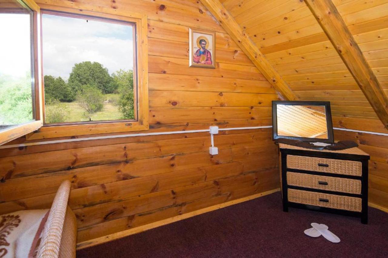 Lovcen Mountain Cottages Njegusi Esterno foto
